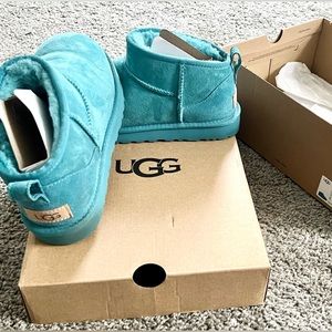 Women’s UGG Classic Ultra Mini Boot| Color: Tidal Wave